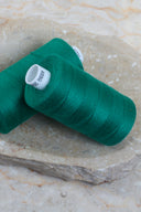 Juicy Green overlock bobbin x 4