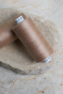 Maple / Sandy Sand overlock bobbin x 4