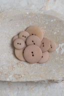 Palm Buttons - Maple / Sandy Sand