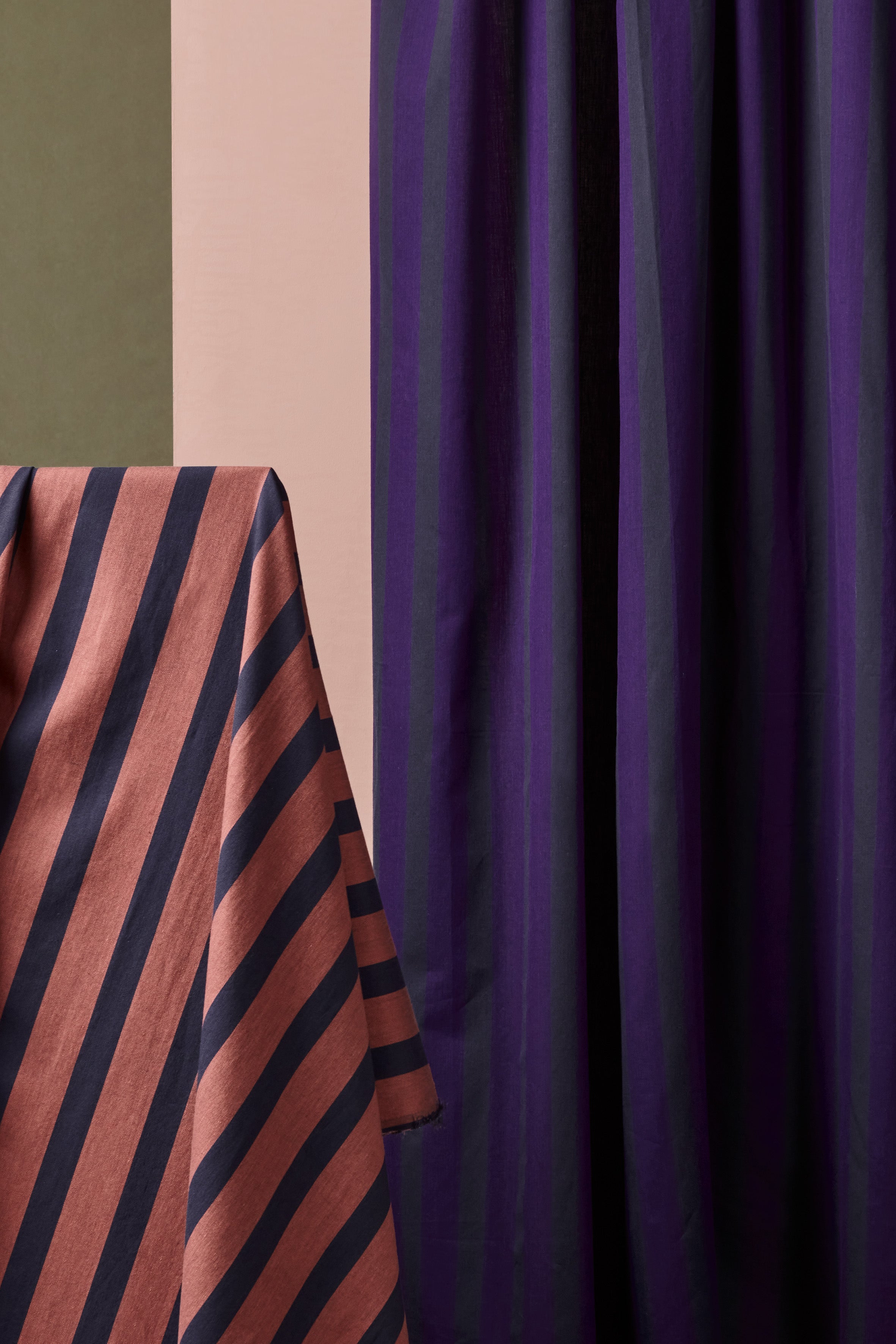 Tissu "Ray Majestic Purple"