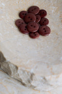Viny Buttons - Rust / Crispy Brownie