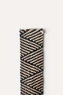 Two-tone raffia elastic 5 cm wide, combining flexibility and support.
