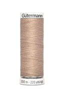 Fil Gütermann à coudre Sandy Sand - Atelier Brunette - 1