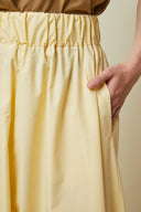Vertigo Skirt pattern – close-up elastic waistband, yellow colourway – Atelier Brunette
