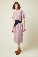 Beach Dress pattern – dress striped burgundy/white, 3/4 view, belt navy tied – Atelier Brunette