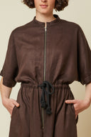 Zipped Dress pattern – front view, colourway brown dark, visible zip closure – Atelier Brunette