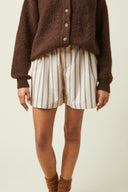Boxer shorts pattern – front view, boxer shorts striped beige white, elastic waistband, brown cardigan – Atelier Brunette