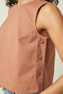 Top pattern – close-up right side, top terracotta, detail side buttoning – Atelier Brunette