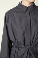 Trench Coat pattern – close-up collar/bust, trench grey charcoal grey, shirt collar, drawstring waist – Atelier Brunette